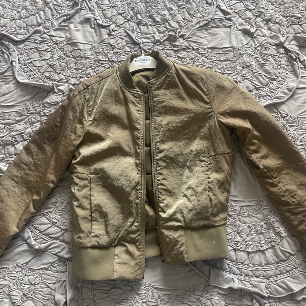 Lululemon Reversible Bomber Size Small
